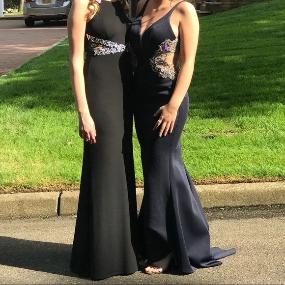 Faviana Glamour navy blue prom dress